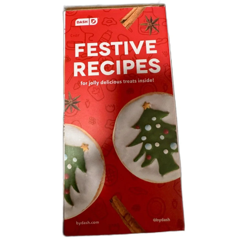 Dash Christmas Tree Mini Waffle Maker